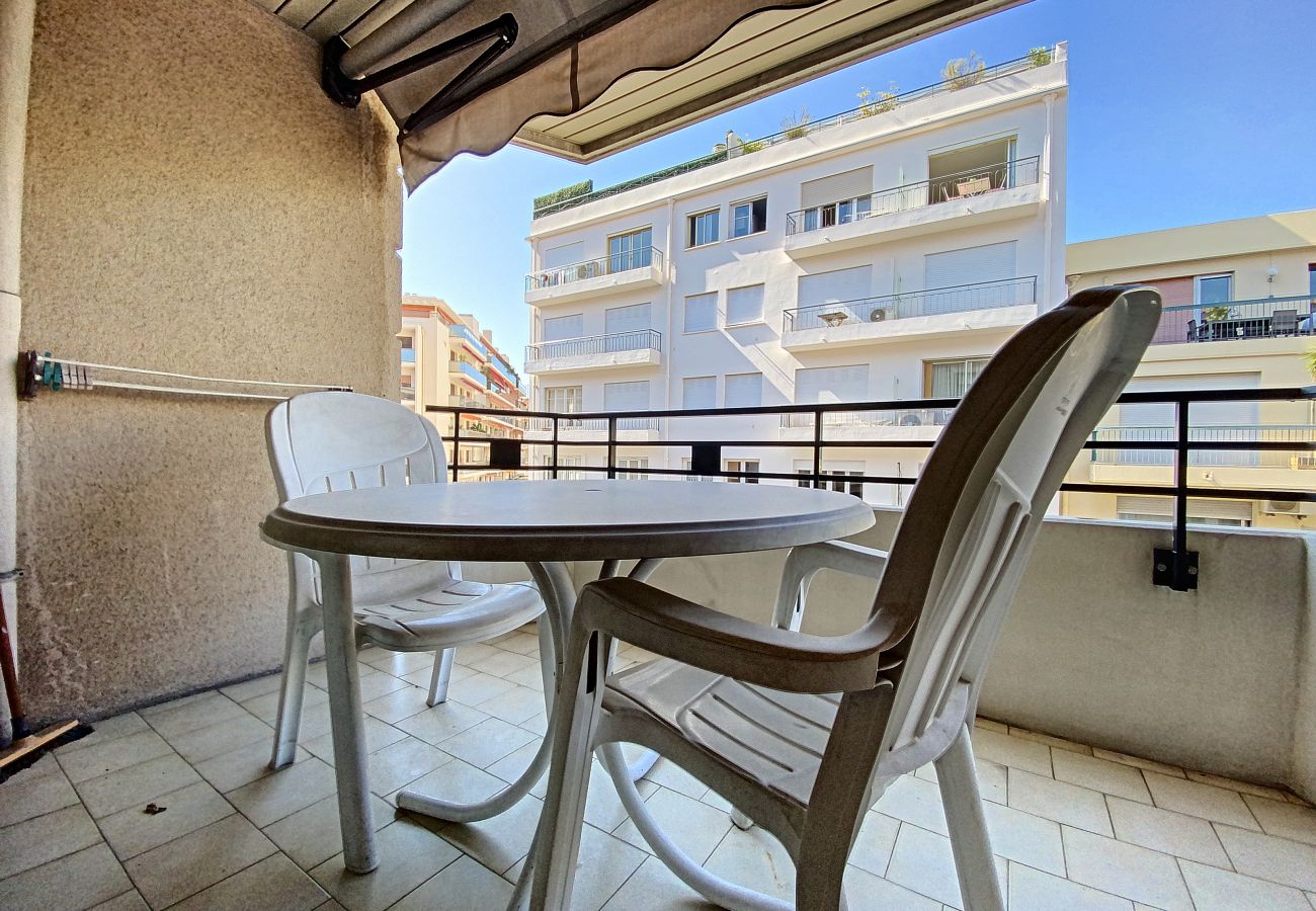 Apartment in Cannes - ARN5326 Eden Palace / 2P