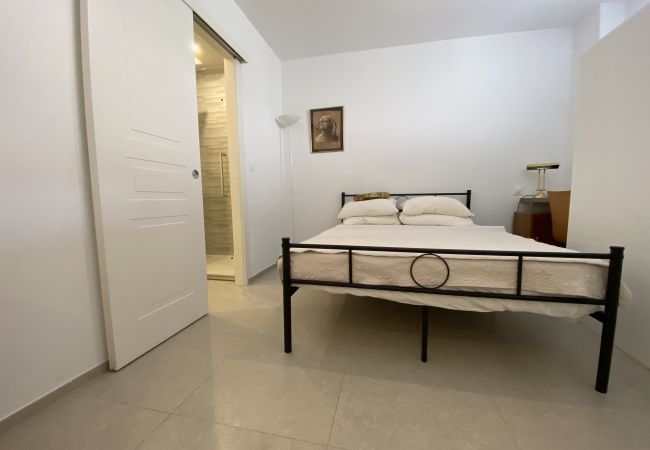 Apartment in Cannes - ANT1308 Central Plages Palais 4 rooms Apartment in Cannes - ANT1308 Central Plages Palais 4 rooms