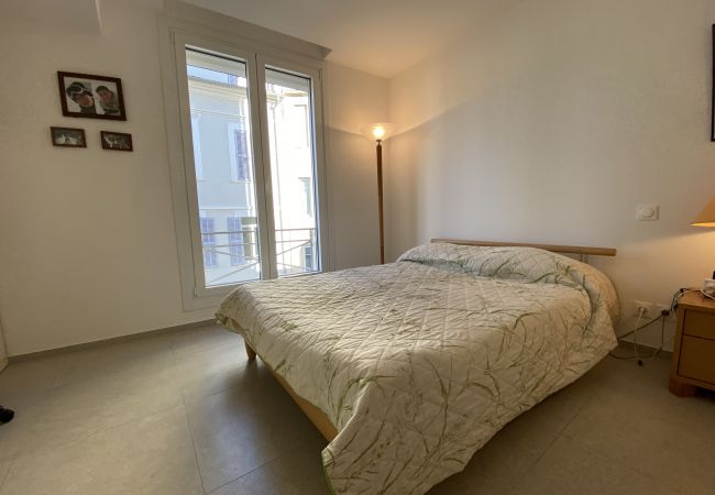 Apartment in Cannes - ANT1308 Central Plages Palais 4 rooms Apartment in Cannes - ANT1308 Central Plages Palais 4 rooms