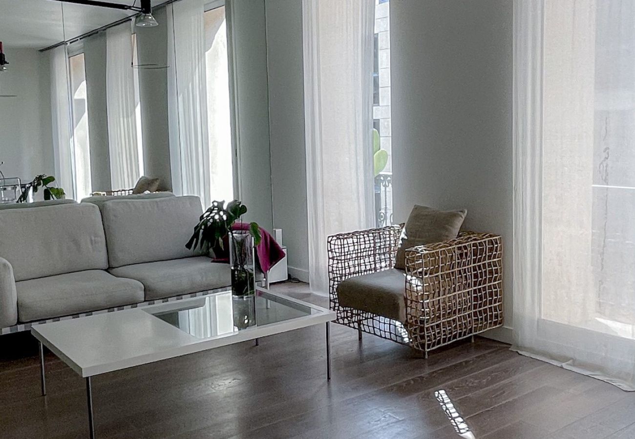 Apartment in Cannes - ARU117 / Remarquable 3 pièces central