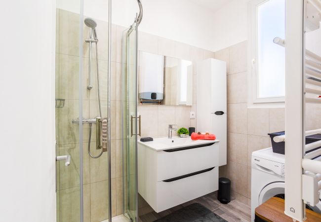 Apartment in Nice - LE TIVOLI II AP4282 By Riviera Holiday Homes Apartment in Nice - LE TIVOLI II AP4282 By Riviera Holiday Homes