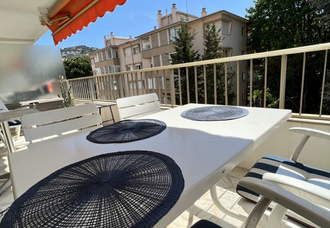 Apartment in Cannes - proche mer, terrasse, calme / SIE664