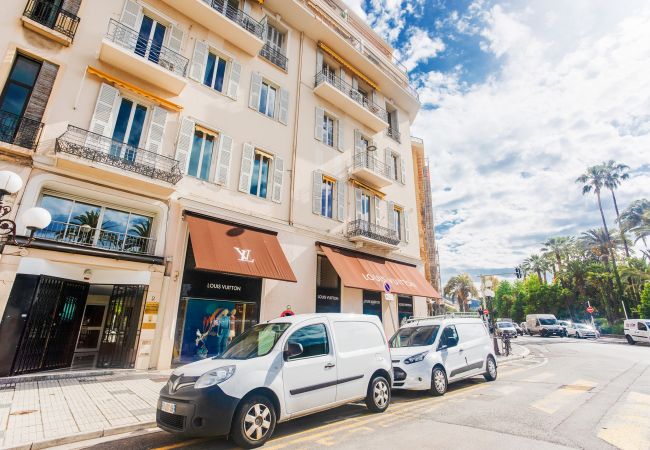 Apartment in Nice - PALAIS ALBERT 1ER AP4292 By Riviera Holiday Homes Apartment in Nice - PALAIS ALBERT 1ER AP4292 By Riviera Holiday Homes