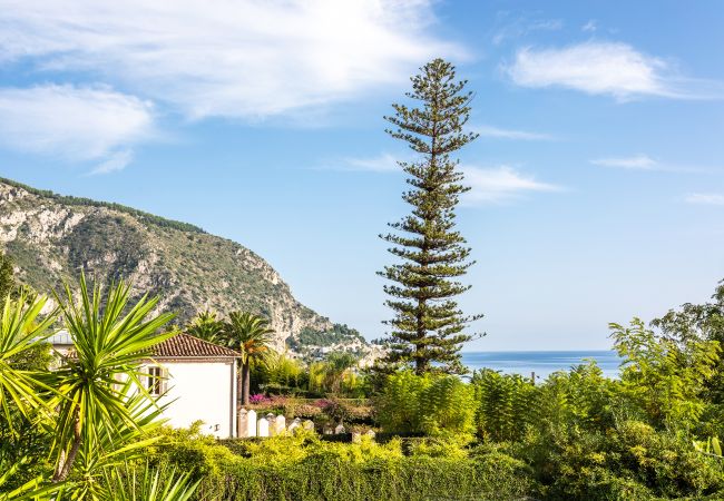 Villa in Eze - VILLA LUNA VI4339 By Riviera Holiday Homes Villa in Eze - VILLA LUNA VI4339 By Riviera Holiday Homes