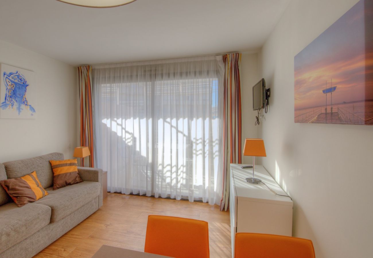 Apartment in Cannes - Coquet 2p terrasse piscine / Felibriges/cosy2-404