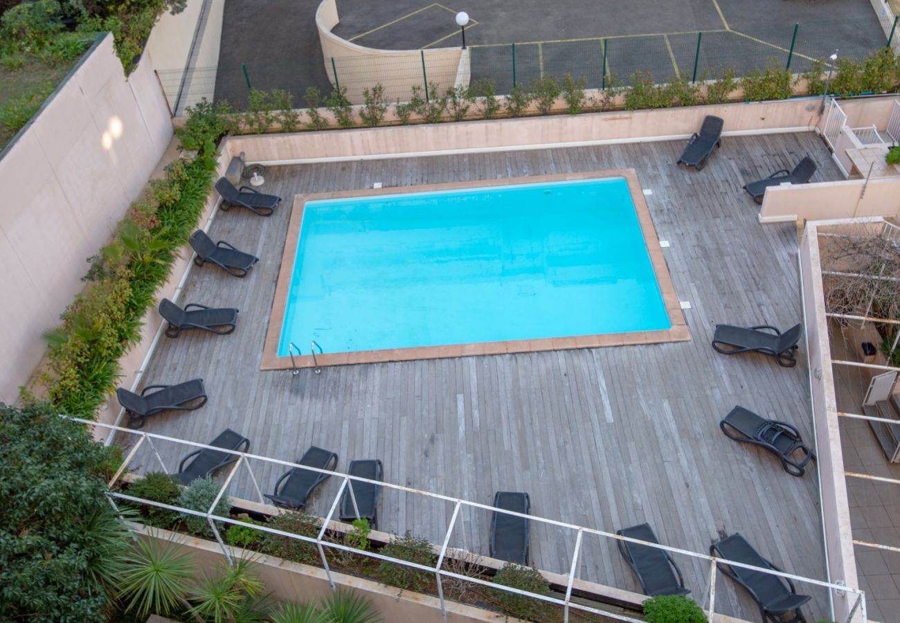 Apartment in Cannes - Coquet 2p terrasse piscine / Felibriges/cosy2-404