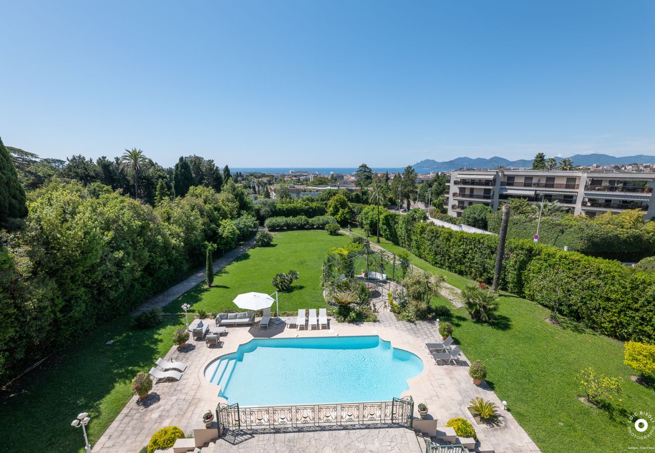 Villa in Cannes - Villa Piscine jardin 10pers /LA GLORIETTE