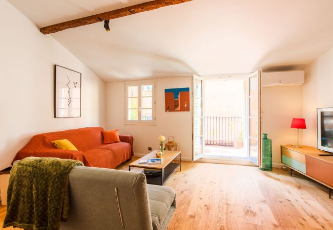 Apartment in Nice - LA TREILLE  AP4334 By Riviera Holiday Homes Apartment in Nice - LA TREILLE  AP4334 By Riviera Holiday Homes