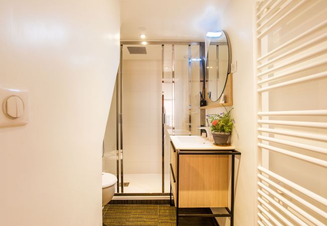 Apartment in Nice - LA TREILLE  AP4334 By Riviera Holiday Homes Apartment in Nice - LA TREILLE  AP4334 By Riviera Holiday Homes