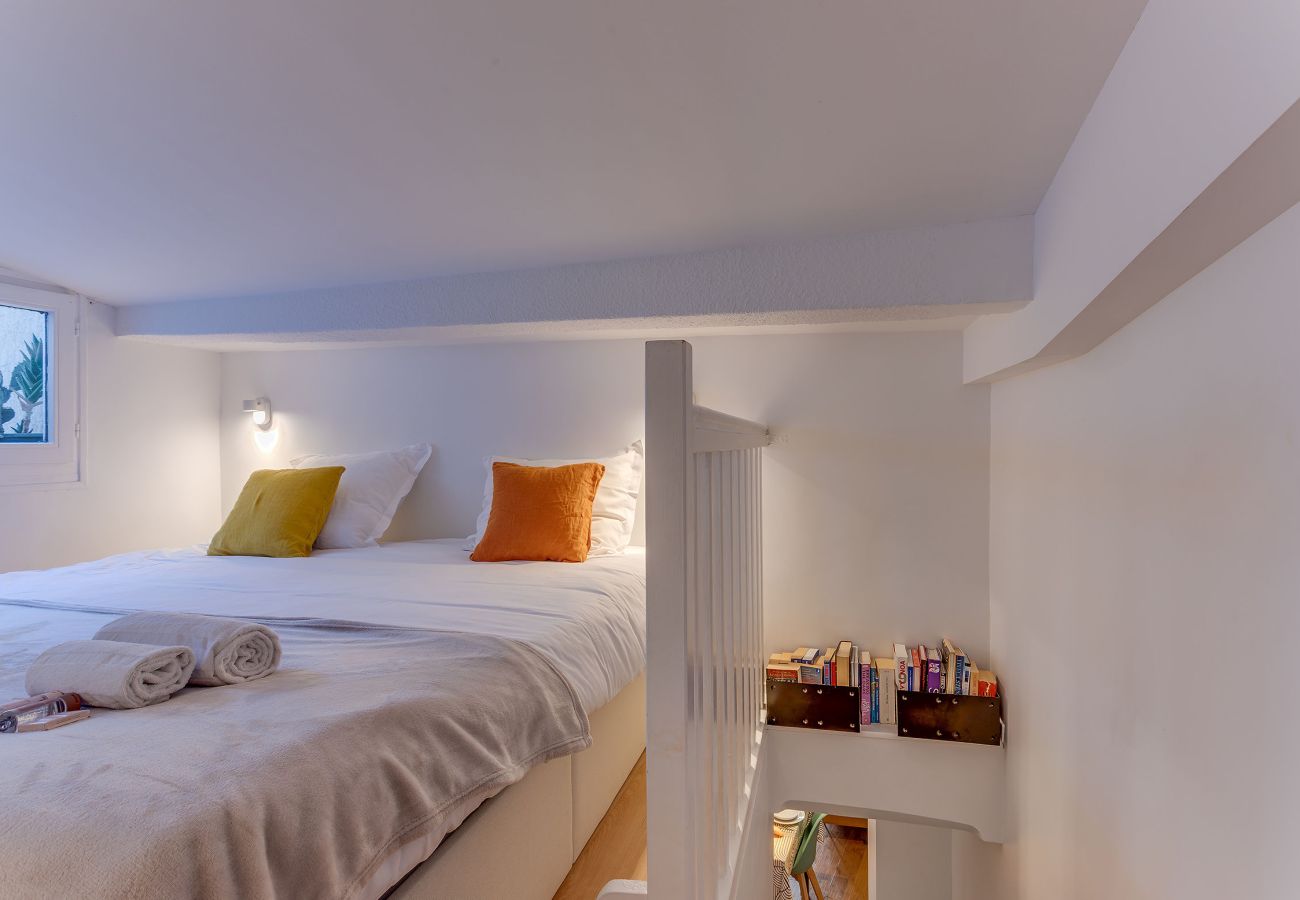 Apartment in Nice - LA TREILLE  AP4334 By Riviera Holiday Homes