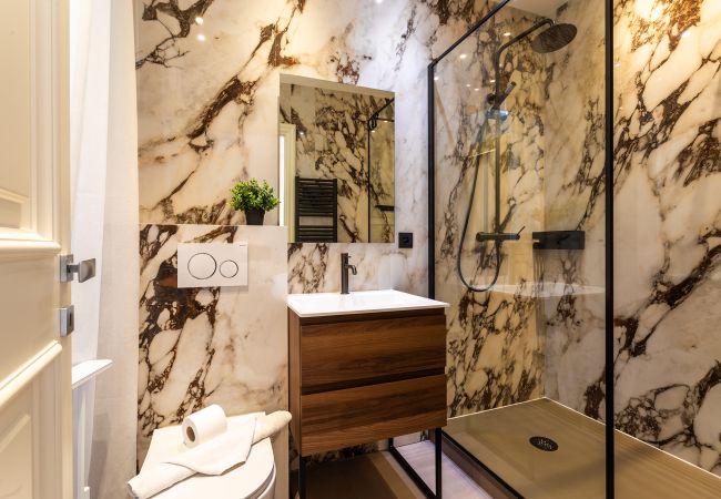 Apartment in Cannes - The Six Appartement moderne et luxueux, Croisette Apartment in Cannes - The Six Appartement moderne et luxueux, Croisette
