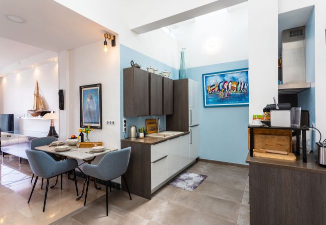 Apartment in Nice - LE FRANCE AP4350 By Riviera Holiday Homes Apartment in Nice - LE FRANCE AP4350 By Riviera Holiday Homes