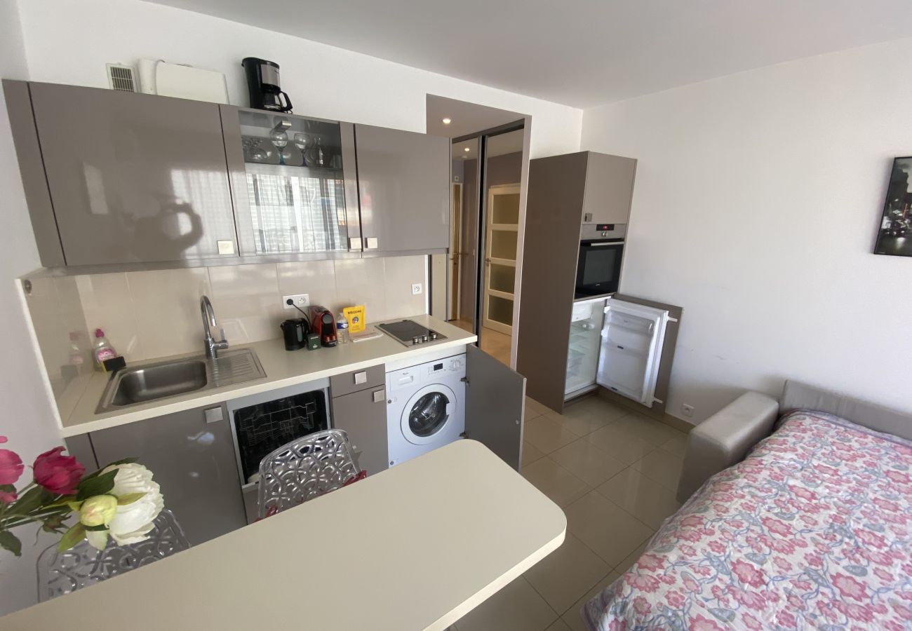 Studio in Cannes - FAR402 / Joli studio centre Croisette Palais