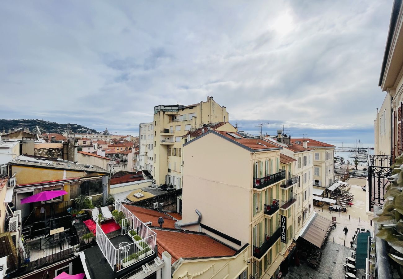 Apartment in Cannes - COUH / Confortable pied à terre proche Croisette 