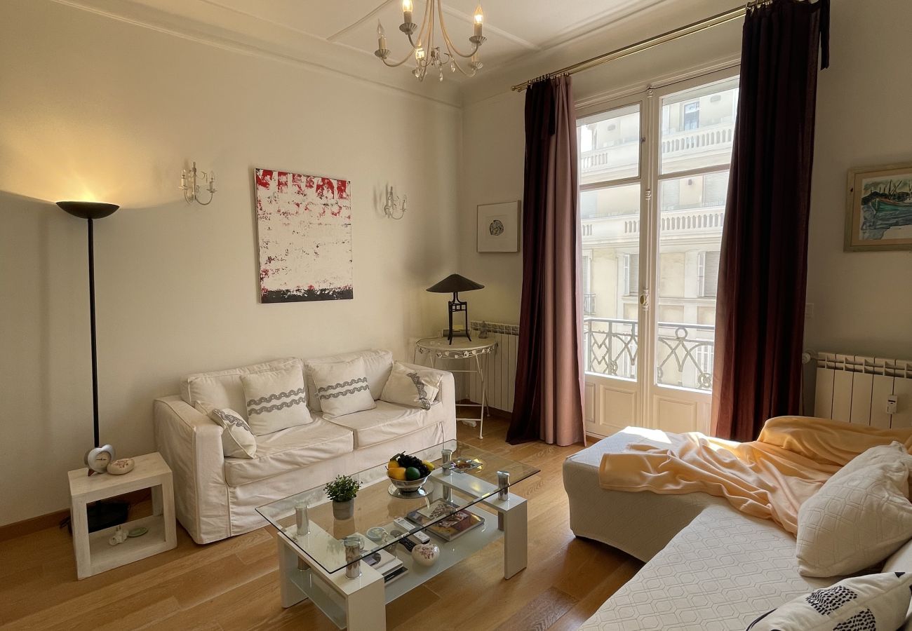 Studio in Cannes - GUN132 / PALAIS MIRAMAR