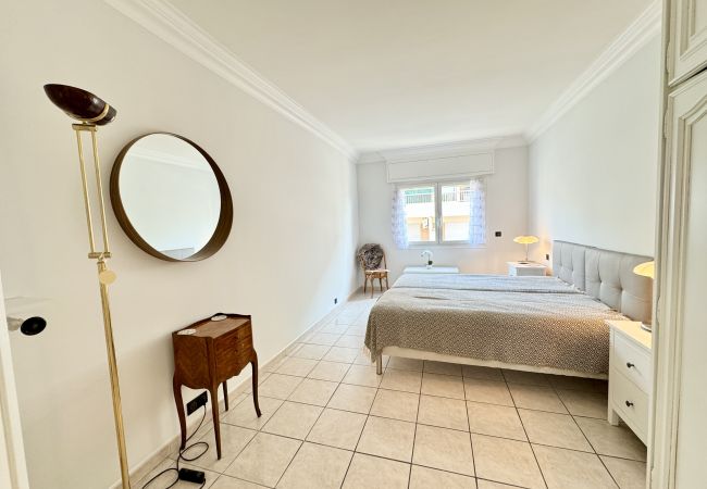 Apartment in Cannes - BROW31 / Palm Beach Hesperides Palace 2 Pièces Apartment in Cannes - BROW31 / Palm Beach Hesperides Palace 2 Pièces