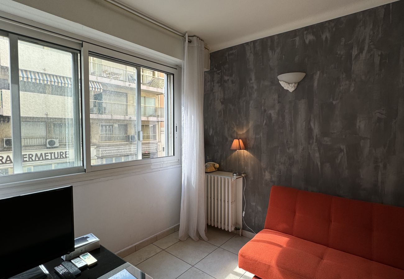 Apartment in Cannes - HAN1913 Bel apt à deux pas de la Croisette