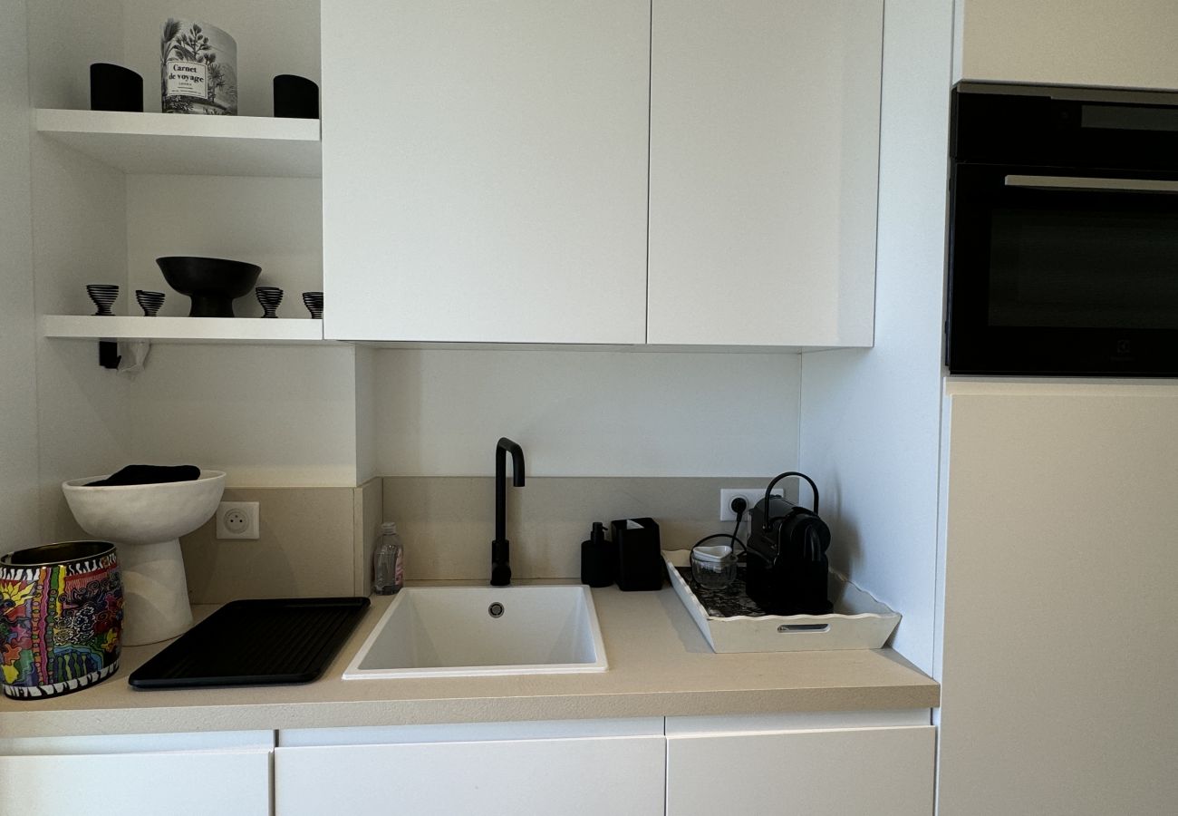 Apartment in Cannes - Res Miramar Apt moderne et luxueux à Cannes