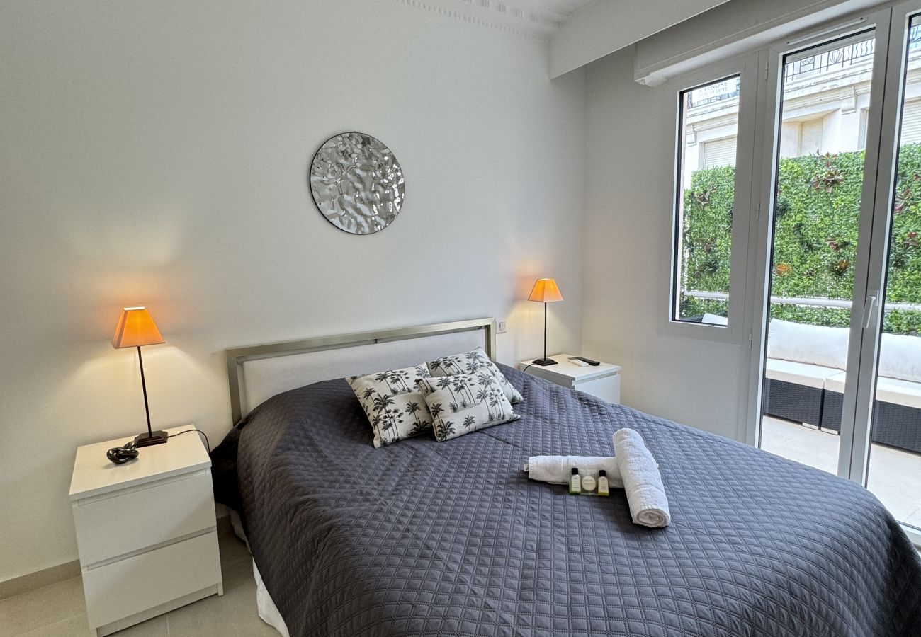 Apartment in Cannes - Res Miramar Apt moderne et luxueux à Cannes