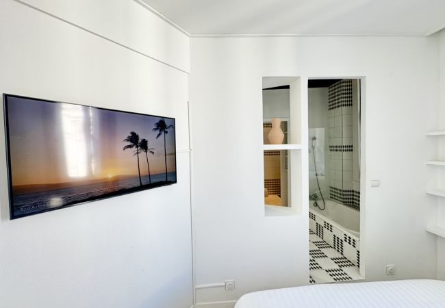 Apartment in Cannes - villa Carmela / charmante suite vue mer Apartment in Cannes - villa Carmela / charmante suite vue mer