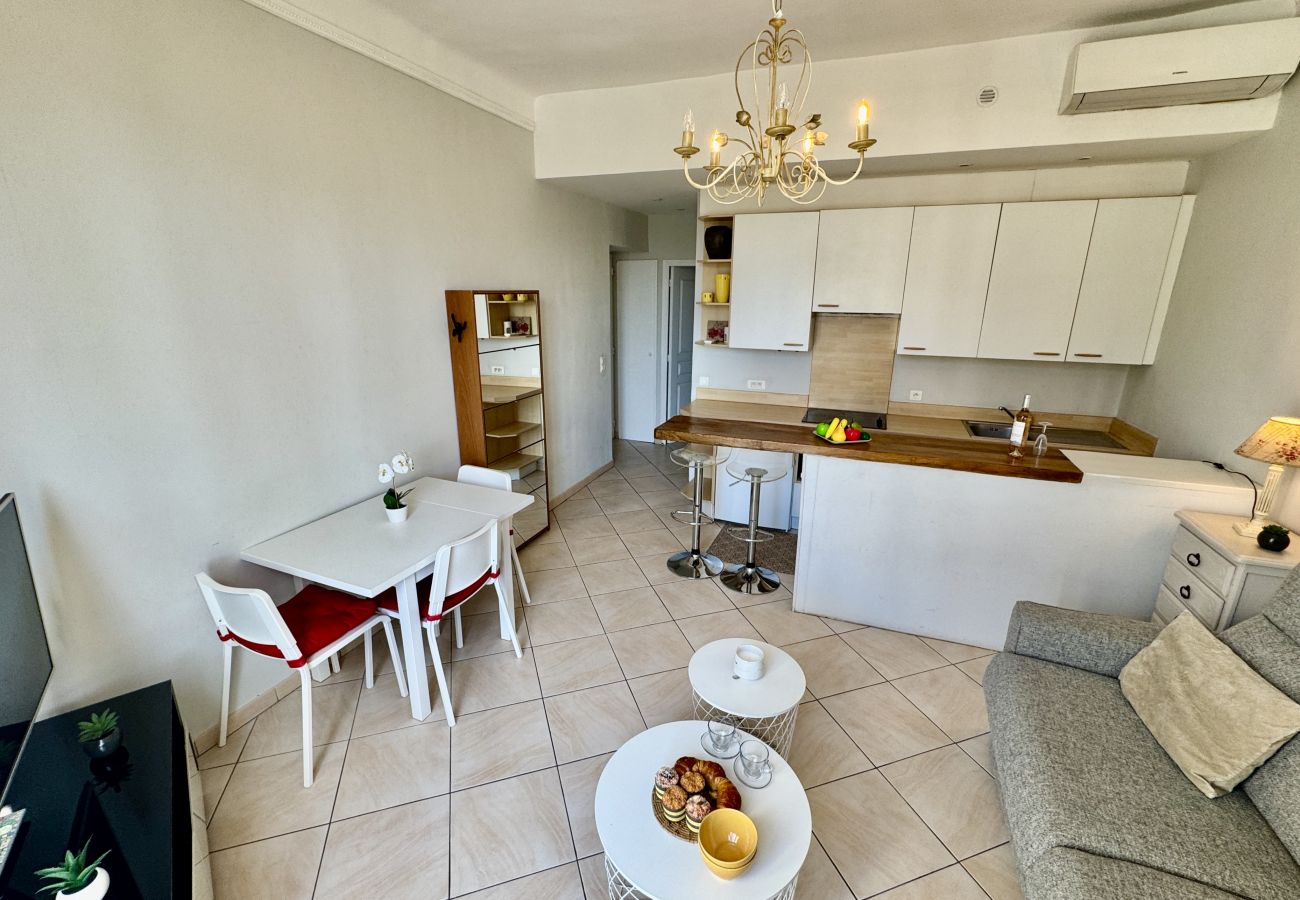 Apartment in Cannes - LALA57