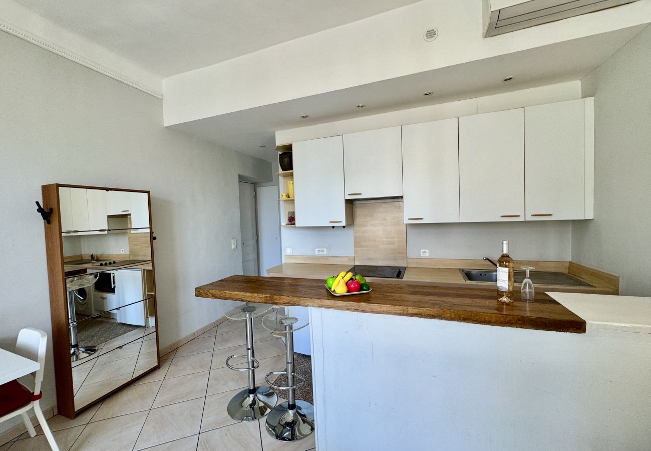 Apartment in Cannes - LALA57