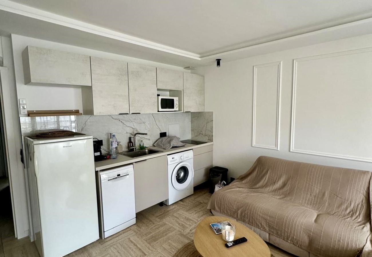 Apartment in Cannes - Les Mouettes B