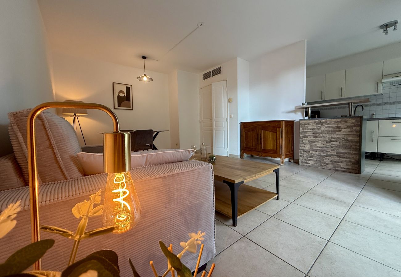 Apartment in Cannes-la-Bocca - DAPHNE