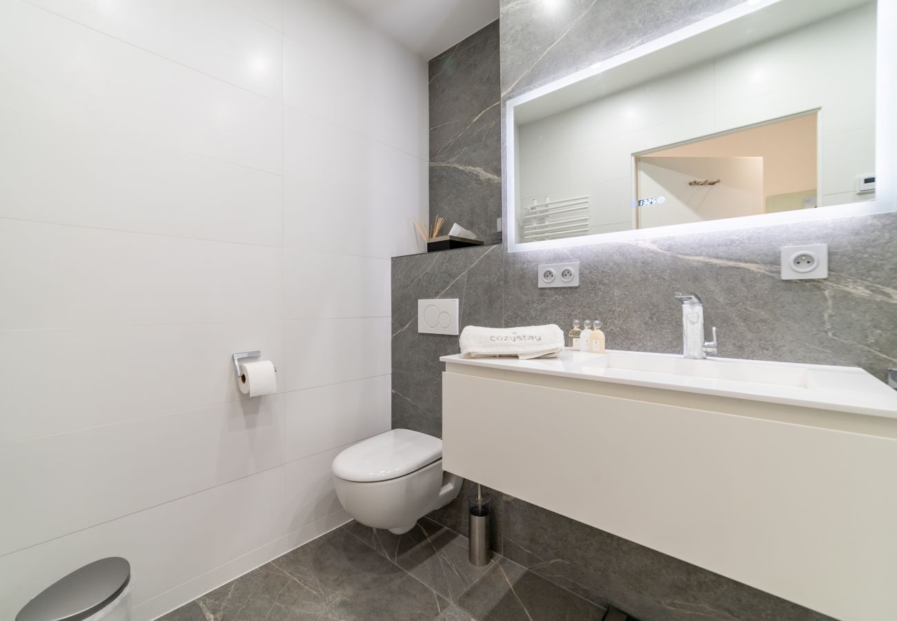 Apartment in Cannes - Kem15 vue mer et accès mer