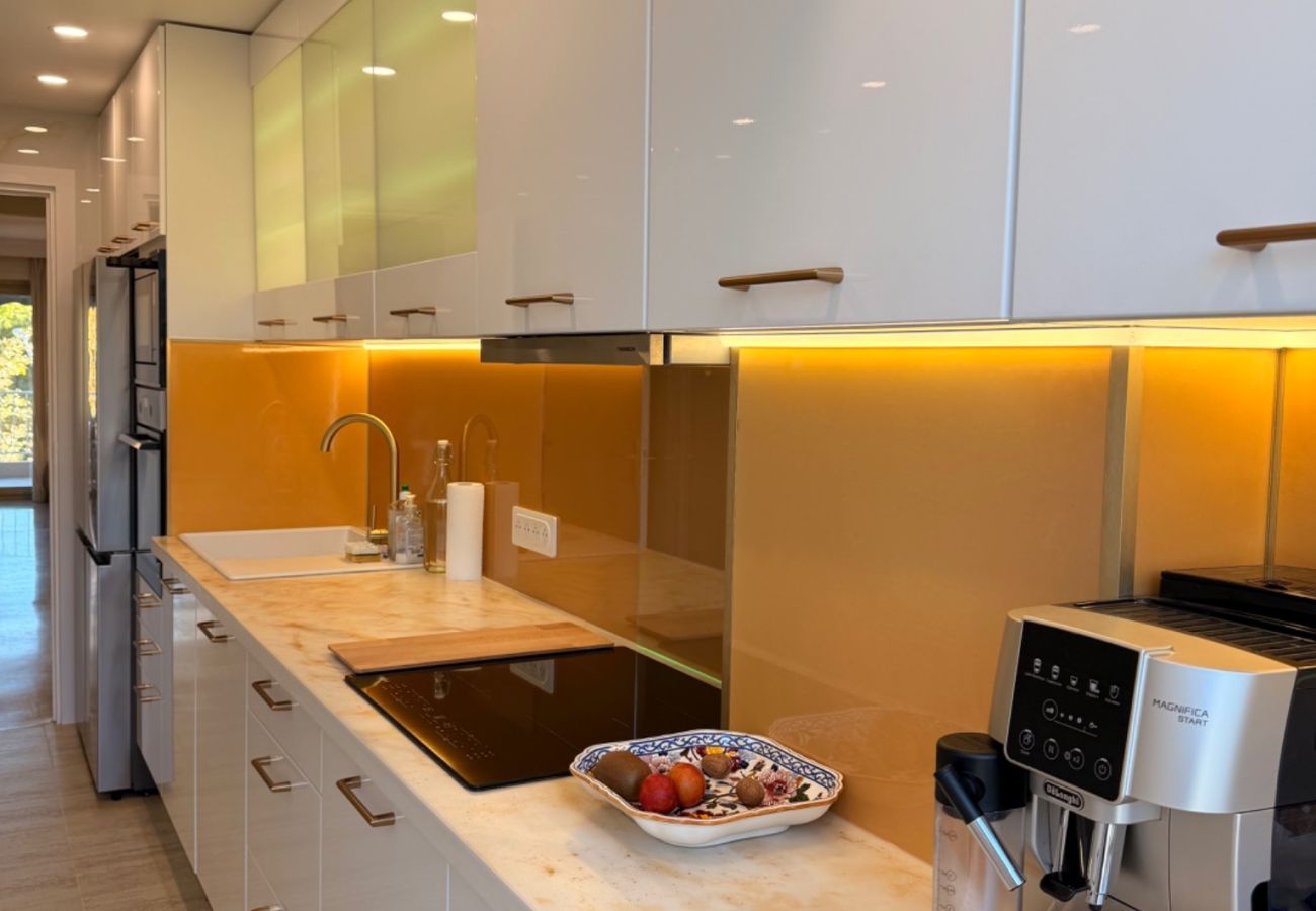 Apartment in Cannes - BELLE PLAGE, deux chambres proche mer