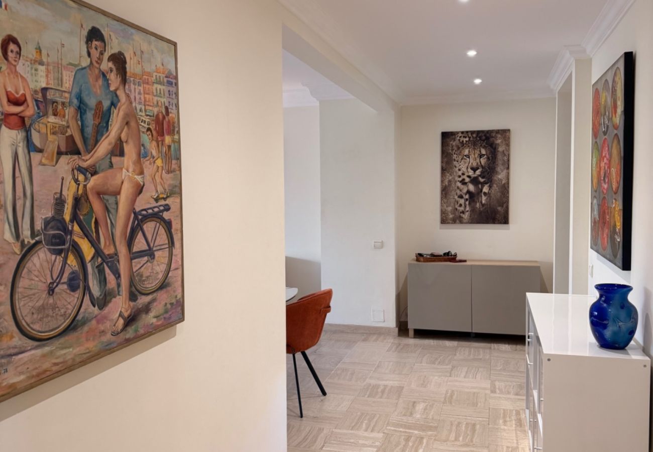 Apartment in Cannes - BELLE PLAGE, deux chambres proche mer