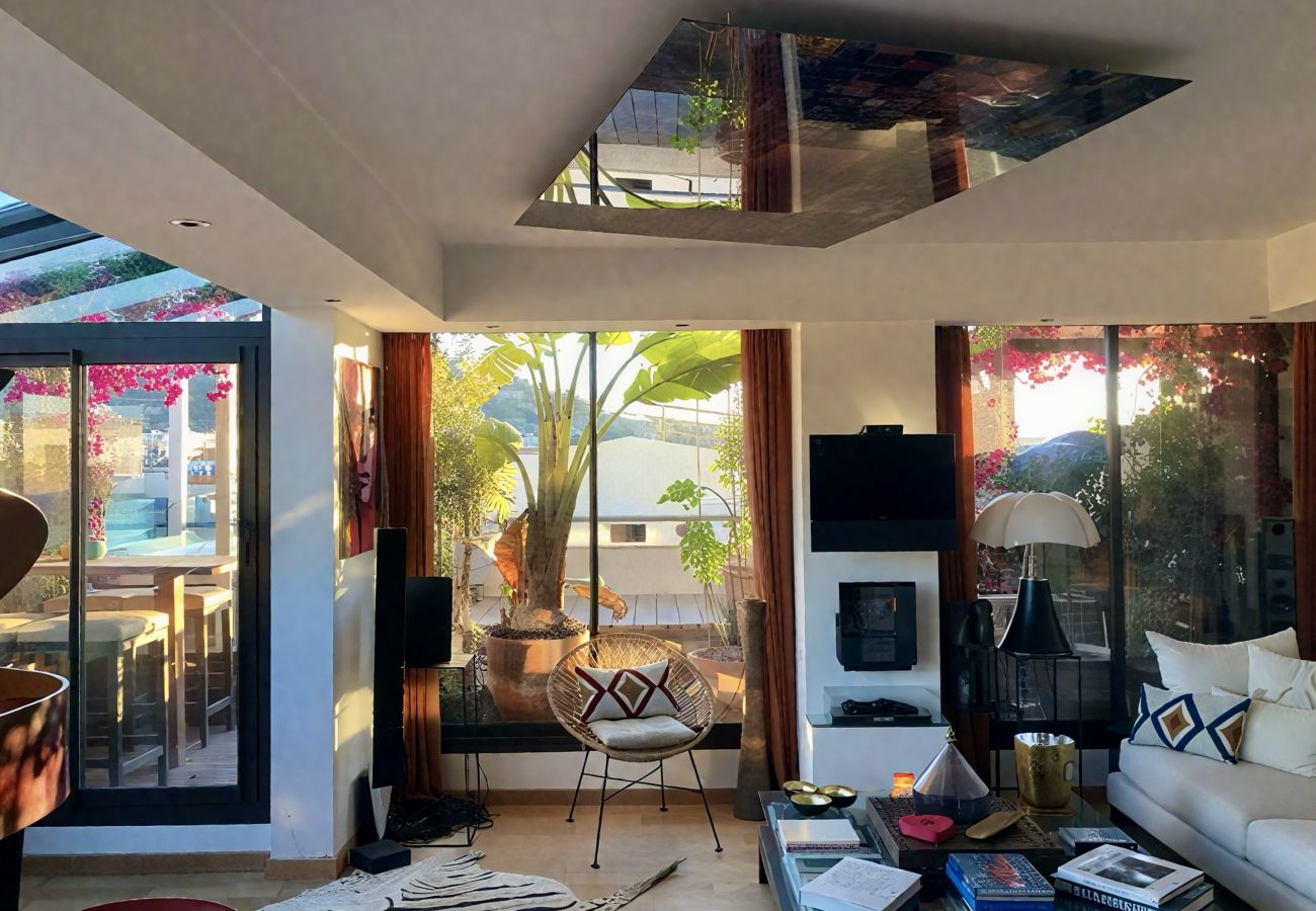 Apartment in Cannes - Gray d'Albion Penthouse, rooftop 30m2 & Jacuzzi