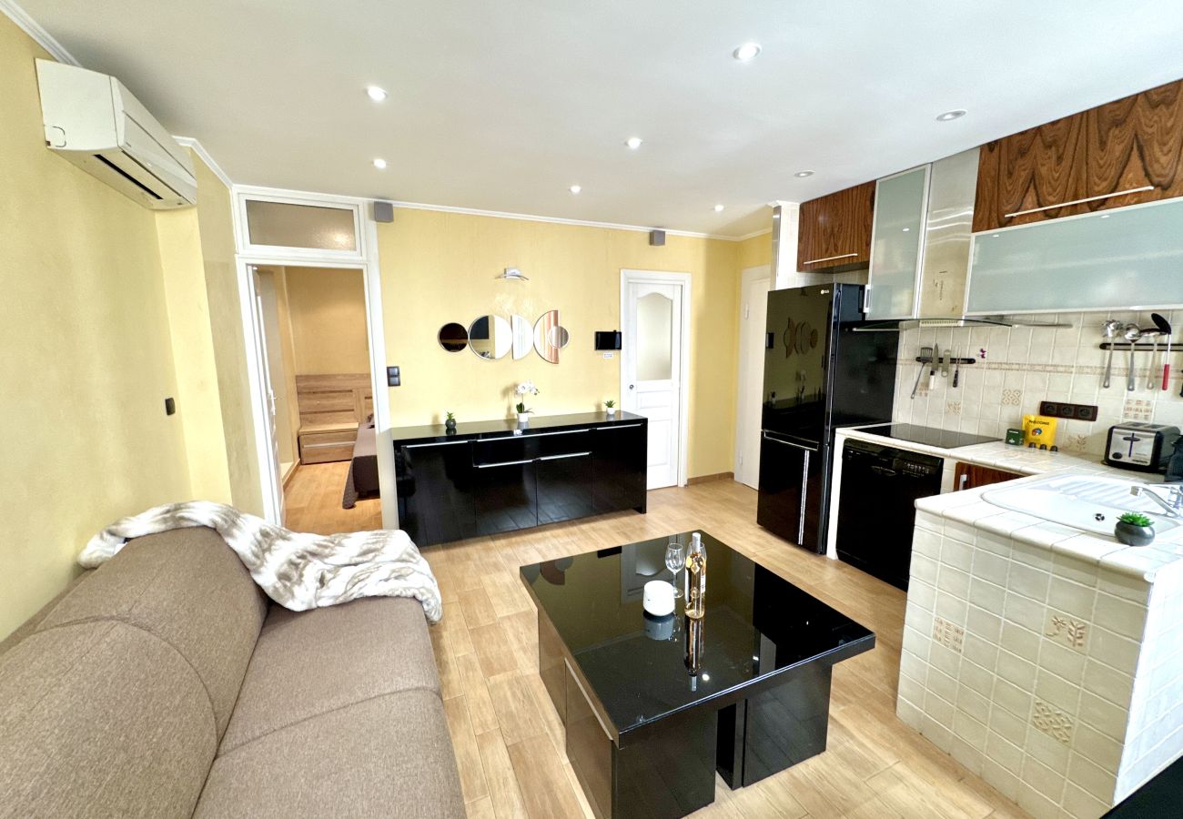 Apartment in Cannes - MEY42 / MEYNADIER