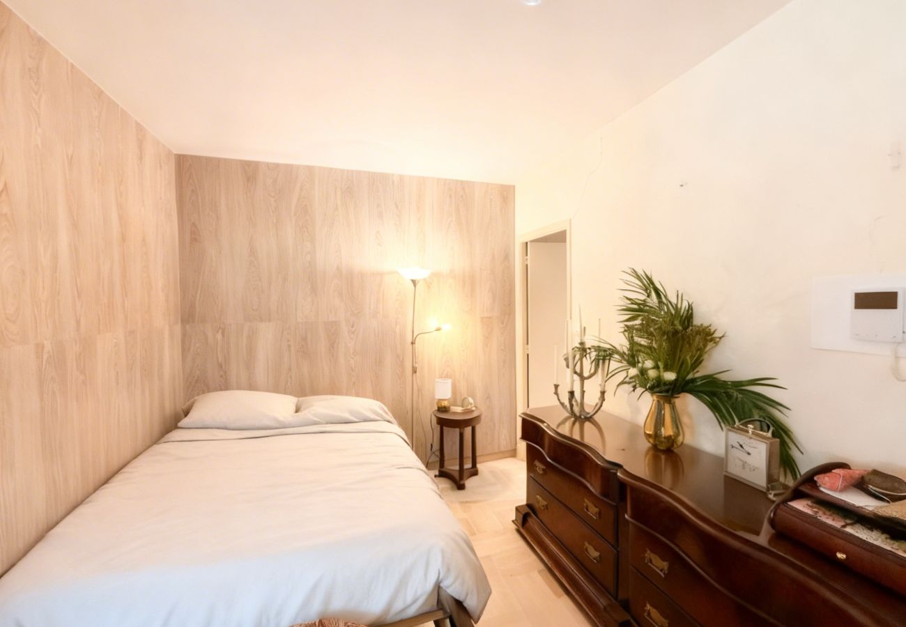 Apartment in Cannes - Gray d'albion studio D vue mer de côté