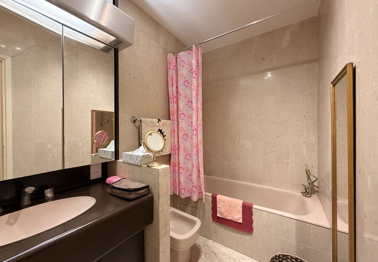 Apartment in Cannes - Gray d'albion studio D vue mer de côté