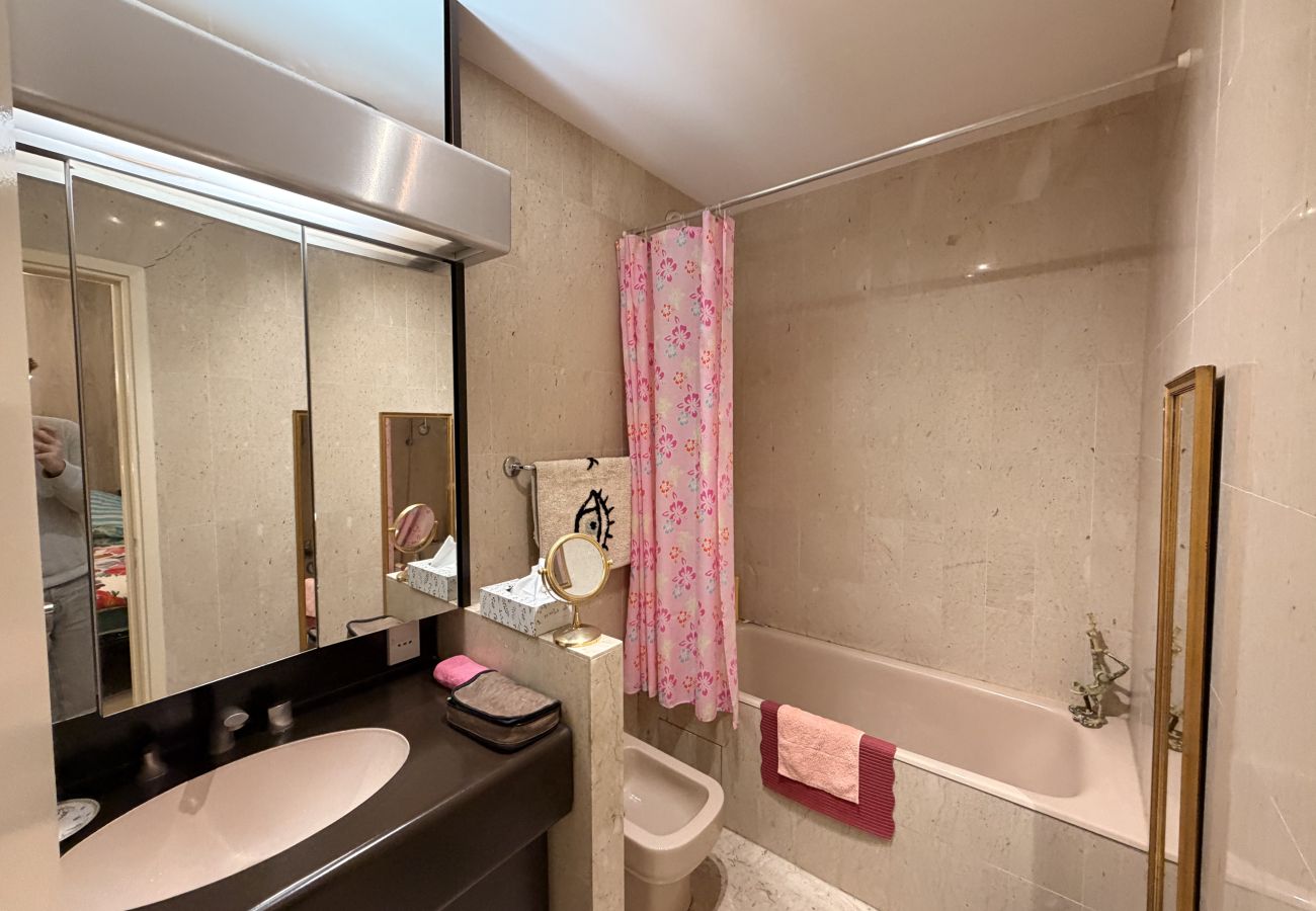 Apartment in Cannes - Gray d'albion studio D vue mer de côté