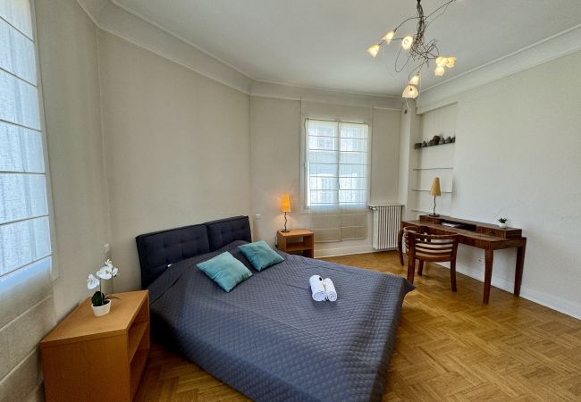 Appartement à Cannes - BOB1309 Logement famillial centre plages Appartement à Cannes - BOB1309 Logement famillial centre plages