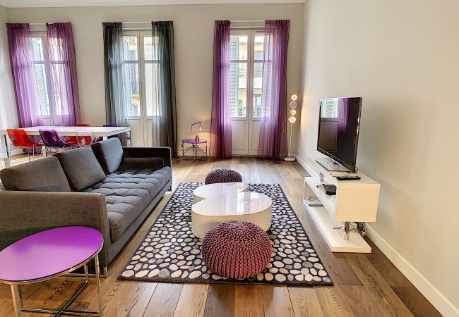 Appartement à Cannes - SPACIEUX 3 PIECES RUE D'ANTIBES/LE CID/CIR3374