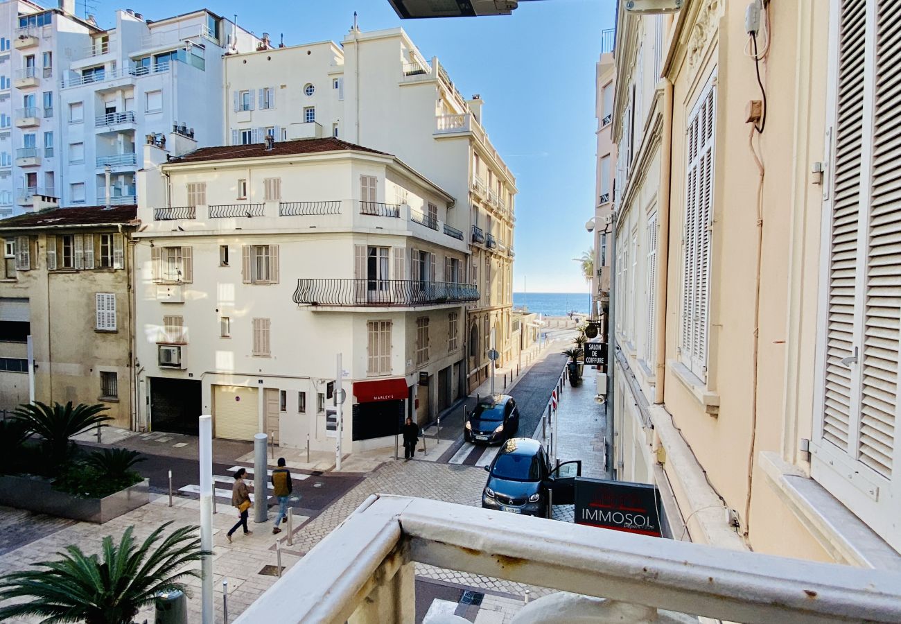 Appartement à Cannes - Appartement a 100m de la plage / BOR3235