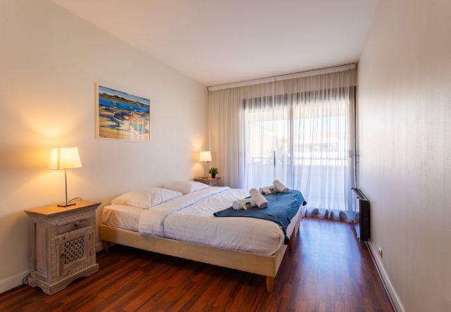 Appartement à Cannes - BAL584 / Grand 2 pièces terrasse plages Appartement à Cannes - BAL584 / Grand 2 pièces terrasse plages