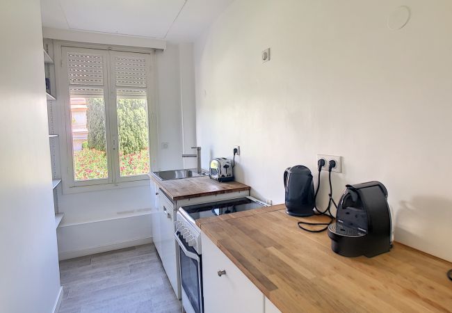 Appartement à Cannes - SAU310 / face mer Sur Croisette 3 chambres Appartement à Cannes - SAU310 / face mer Sur Croisette 3 chambres