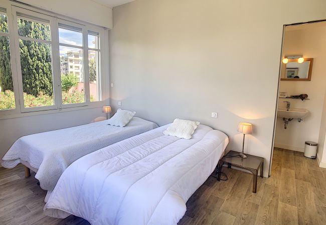 Appartement à Cannes - Sur Croisette 3 chambres / SAU310