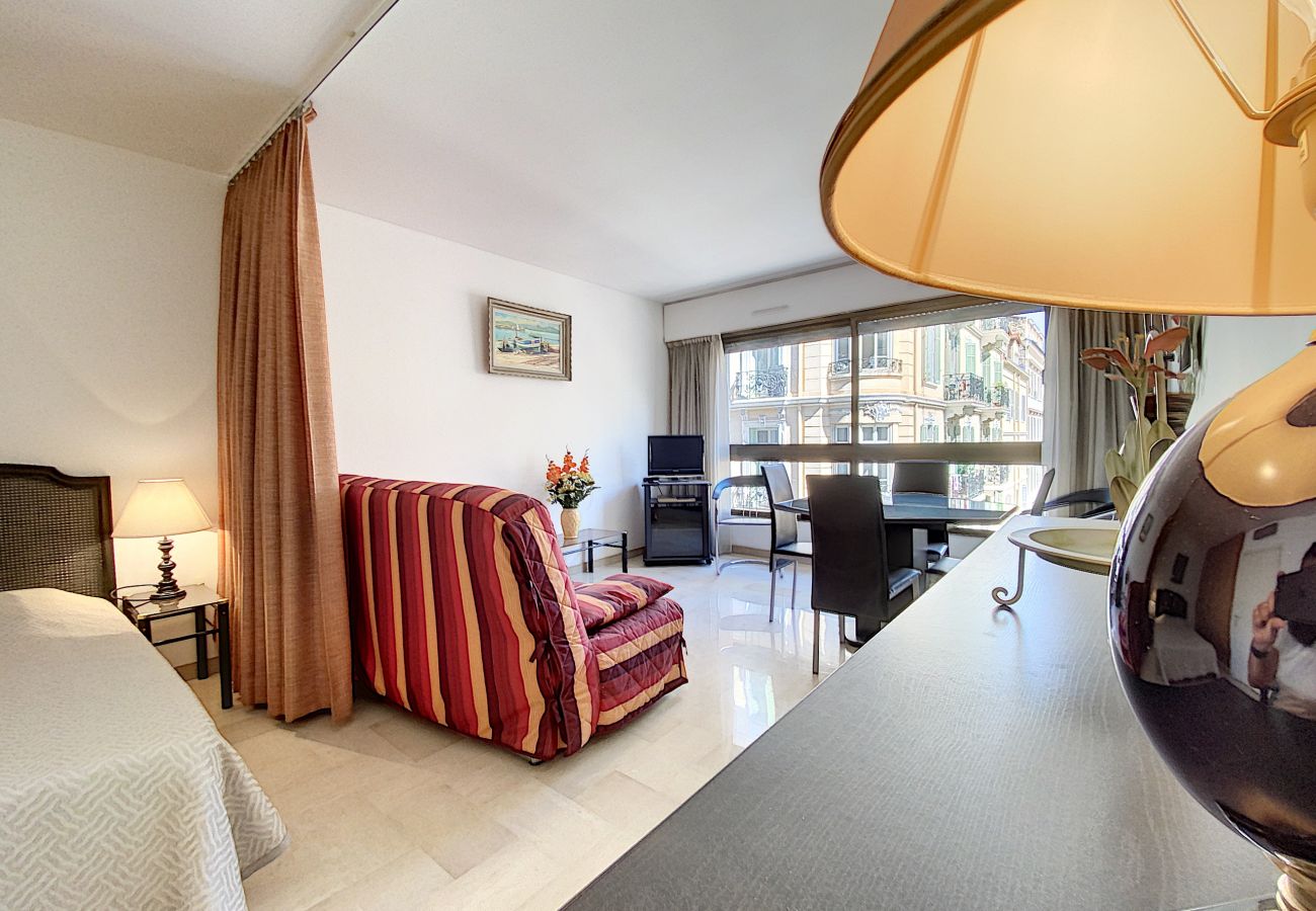 Studio à Cannes - BON500 Studio Gray d'Albion Residence