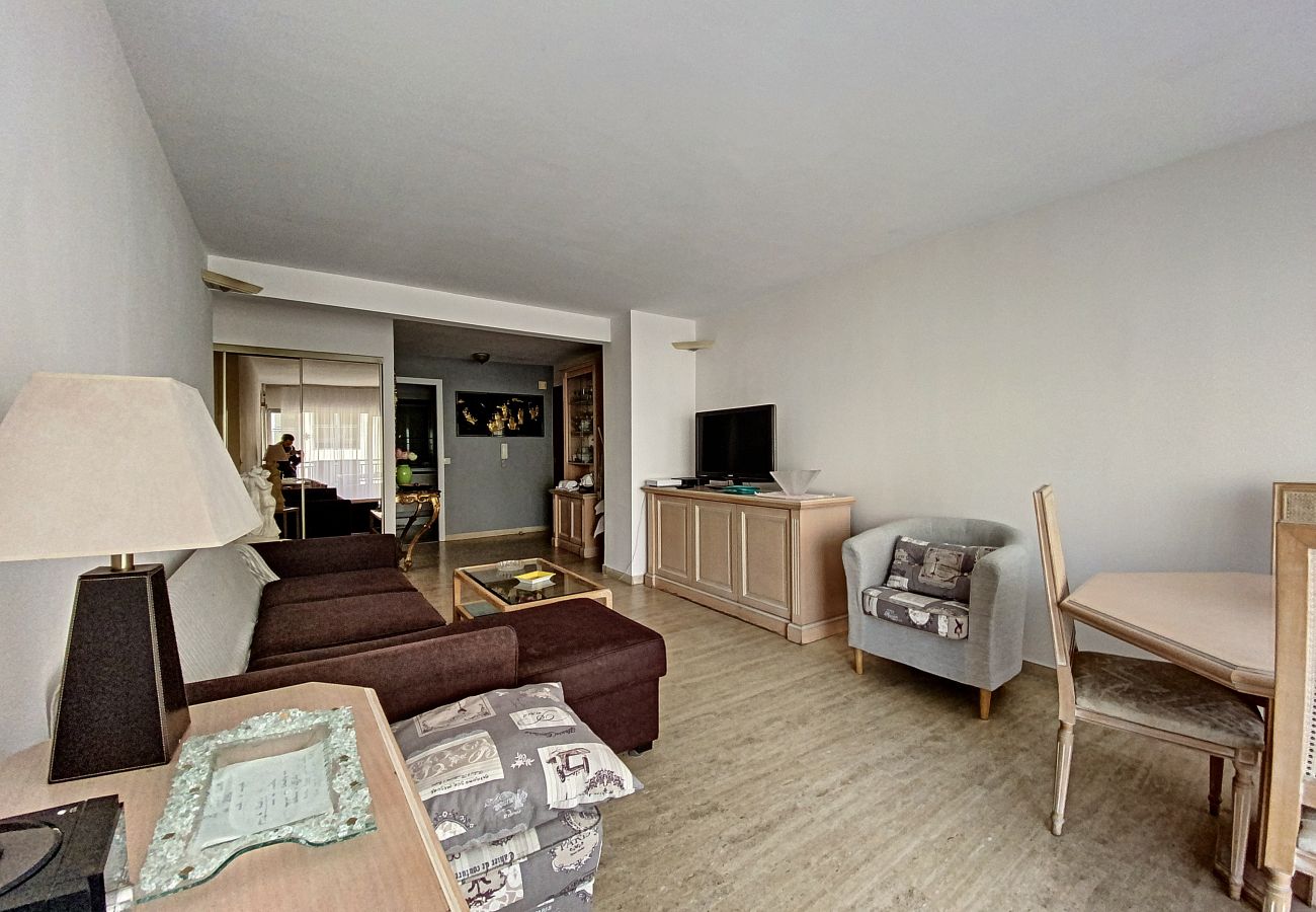 Appartement à Cannes - L'Antares/ ATT237/ 2P