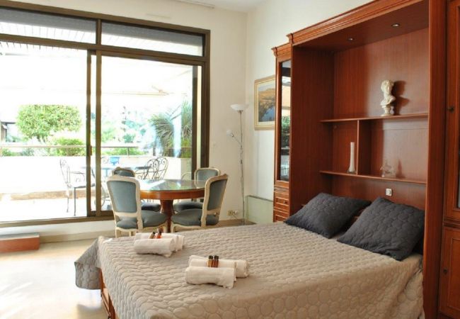 Studio à Cannes - LOU511 / Studio spacieux et bien équipé Studio à Cannes - LOU511 / Studio spacieux et bien équipé