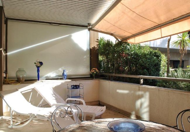 Studio à Cannes - LOU511 / Studio spacieux et bien équipé Studio à Cannes - LOU511 / Studio spacieux et bien équipé