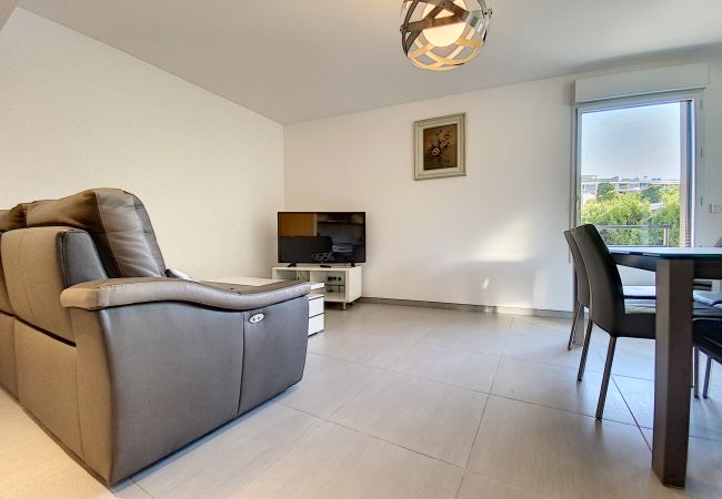 Appartement à Cannes - TEI142 Bel appartement avec piscine terrasse Appartement à Cannes - TEI142 Bel appartement avec piscine terrasse