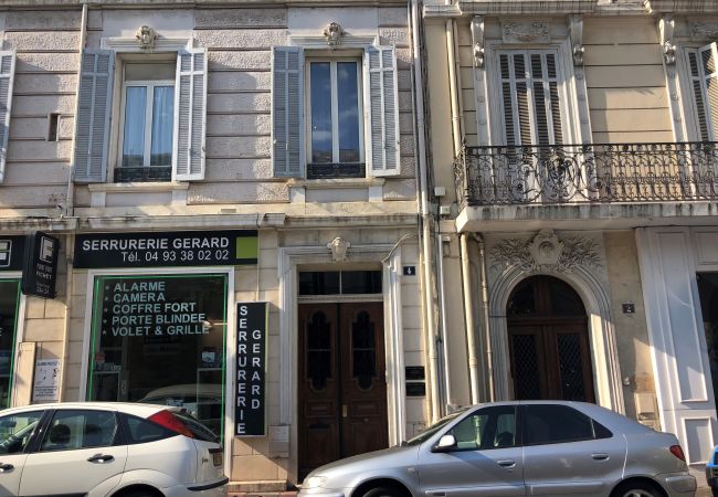 Appartement à Cannes - CUR1095 / Logement élégant idéalement placé Appartement à Cannes - CUR1095 / Logement élégant idéalement placé