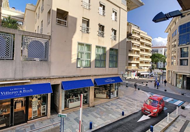 Appartement à Cannes - Super 2 pièces dans le centre de Cannes / DES5390
