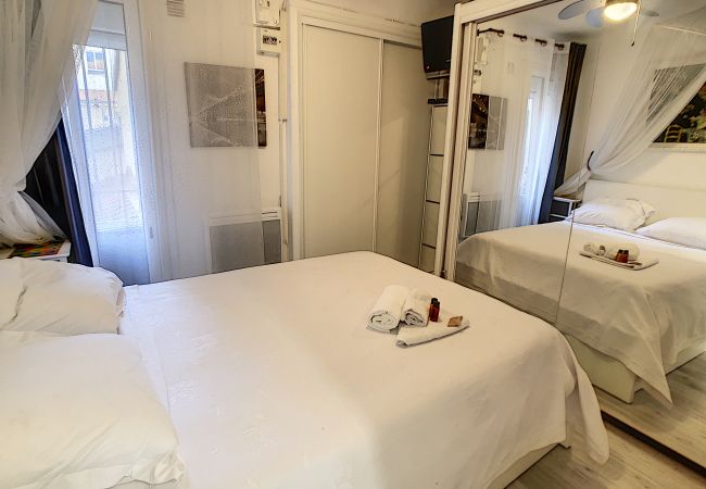 Appartement à Cannes - Super 2 pièces dans le centre de Cannes / DES5390